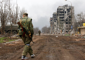Ucrania: Ordena retiro tropas de Severodonetsk