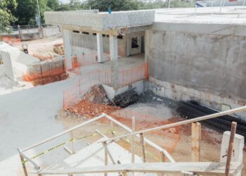 Abinader supervisa contrucción hospital municipal Villa Hermosa