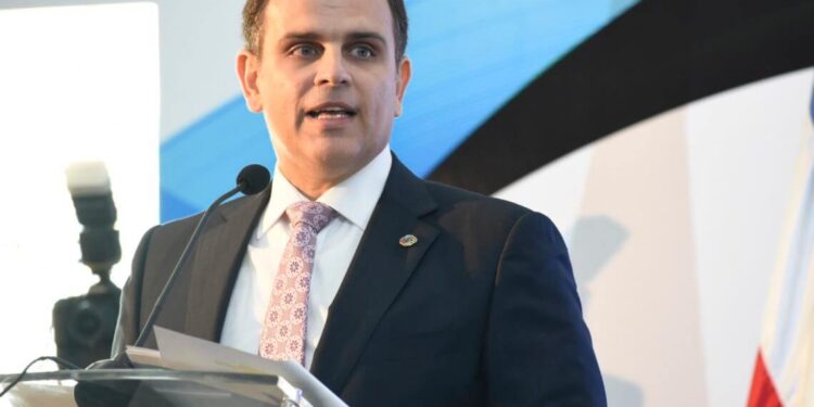 Ministro de Hacienda: «No tengo absolutamente nada que esconder»