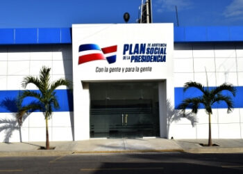 Plan Social remoza Centro de Salud Comunitario en SDE