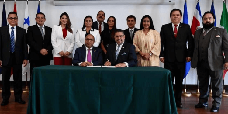 Acuerdan crear subsede FOPREL en Puerto Rico