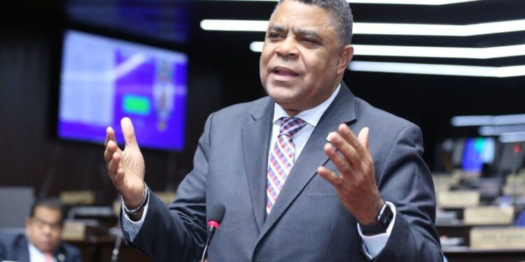 Juan Julio Campos nuevo vocero bancada diputados PLD