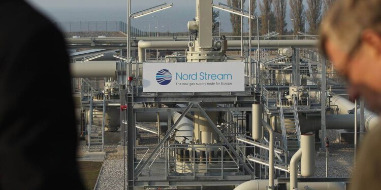 Rusia: Putin amenaza con reducir suministro gas a Europa