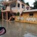 Lluvias inundan calles sector El Almirante-Caña en SDE