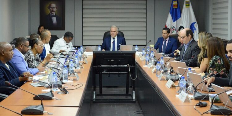 CNSS destina RD$100 millones a familias afectadas por huracán
