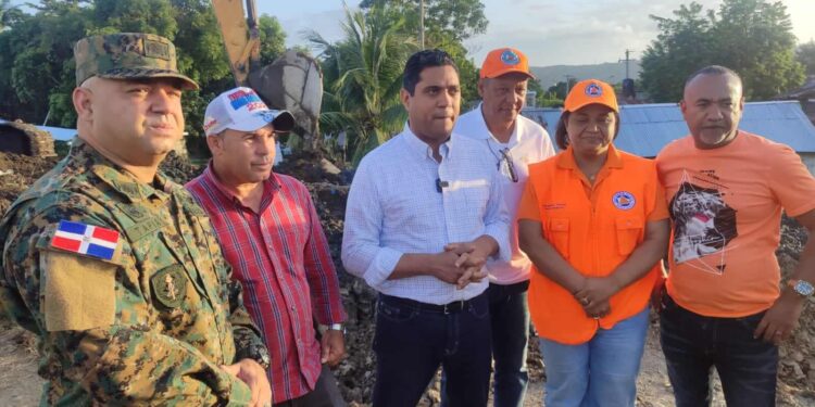 Presidente Fedomu llama alcaldes mantenerse alerta ante posible paso Fiona