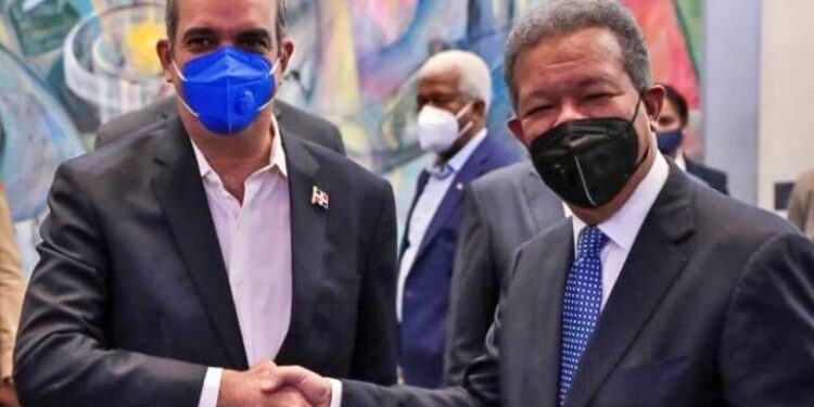 ¿Por qué desde 2022 Abinader y Leonel polarizan al 2024?