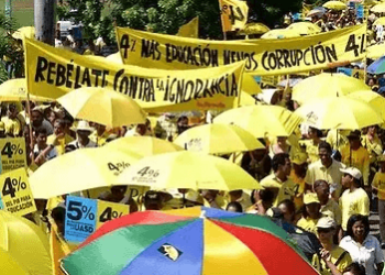 La sociedad amarilla