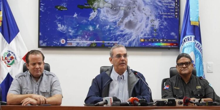 Gobierno declarará zonas de desastre provincias afectadas por Fiona