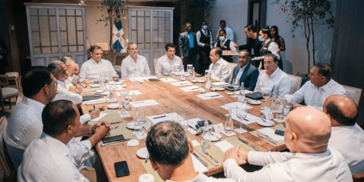 Gobierno busca convertir RD en Hub Aéreo