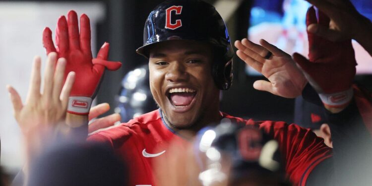 Yankees caen ante Cleveland en la décima entrada