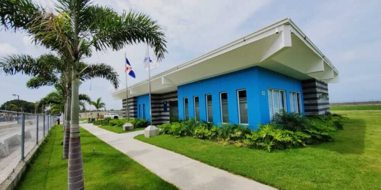DA inaugura helipuerto en Barahona