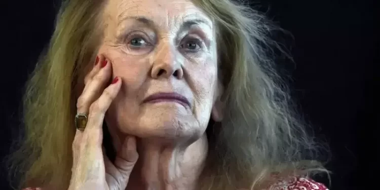Escritora francesa gana Premio Nobel de Literatura 2022