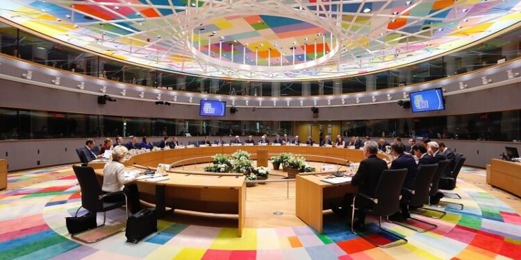 UE acuerda nuevas sanciones contra Rusia por anexar territorios ucranianos