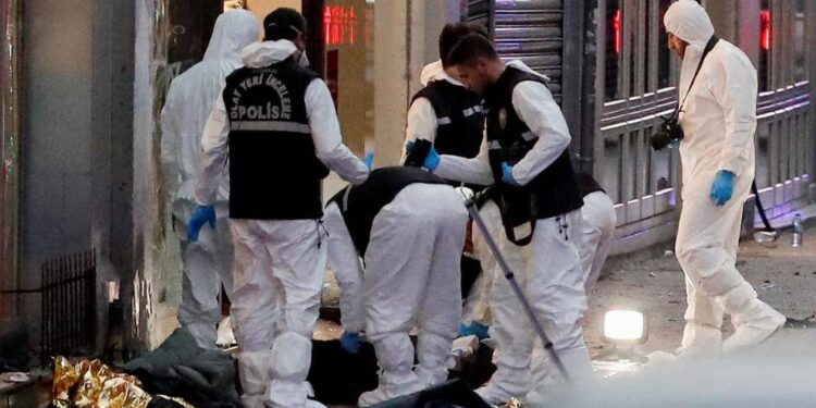 Turquía | Al menos 6 muertos en atentado