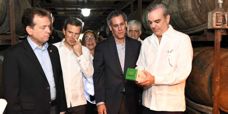 Empresa licorera Bermúdez celebra 170 aniversario de fundación