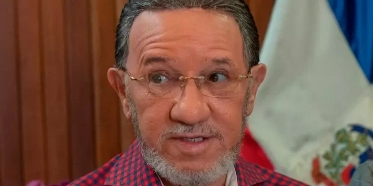 Bancada PLD expresa condolencia por muerte Amable Aristy Castro
