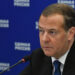 Rusia | Medvedev asegura Moscú acelera producción de armas
