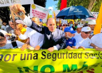 Médicos y abogados vuelven a reclamar eliminación ARS y AFP de la SS