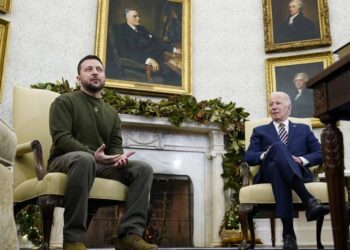 Joe Biden a Zelenski: «Ucrania nunca estará sola»