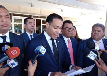 PLD pide investigar funcionarios acusa utilizar dinero público para comprar alcaldes opositores
