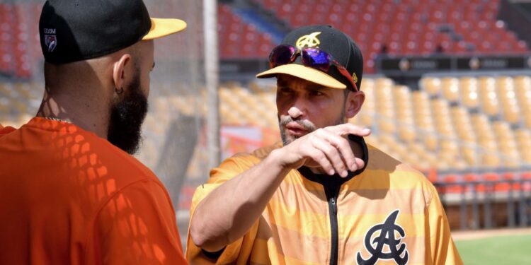 Águilas anuncian regreso de José Leger como mánager