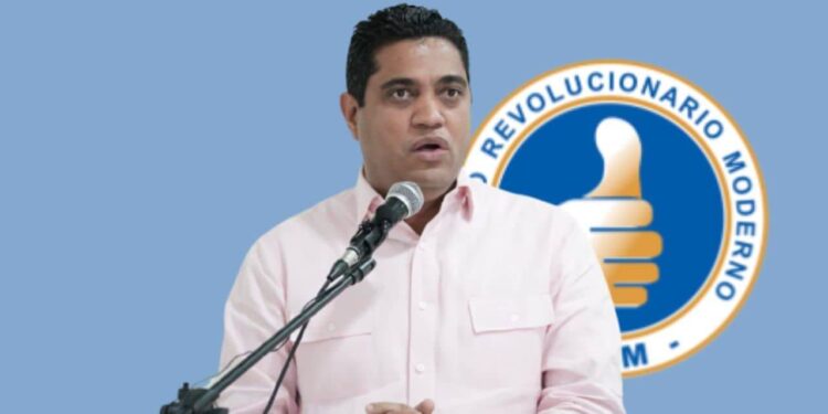 Emplaza a Roberto Rosario mostrar pruebas de supuestas compras de alcaldes