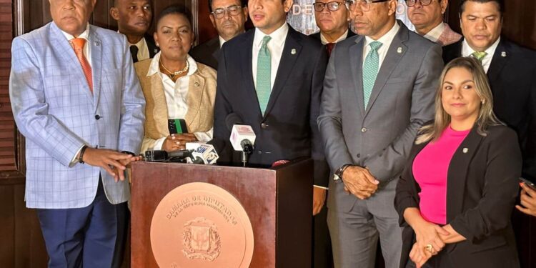 Diputados denuncian abandono provincia La Altagracia