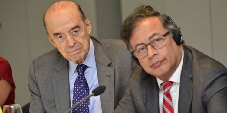 Colombia | Canciller pide salida embajador israelí tras polémica con Petro