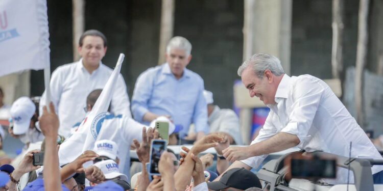 Senador Ricardo de los Santos «PRM arrollará en elecciones de febrero y mayo»
