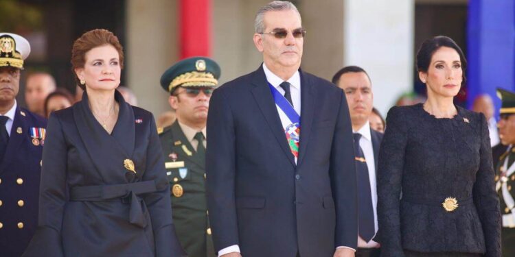 Abinader: «Organismos internacionales reconocen el país»