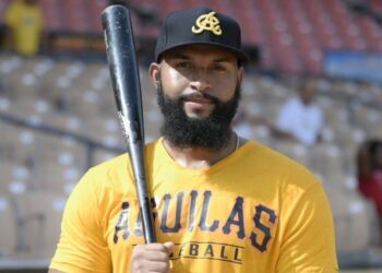 Las Águilas canjean a Zoilo Almonte por dos jugadores al Escogido