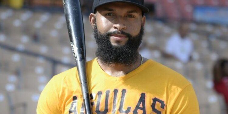 Las Águilas canjean a Zoilo Almonte por dos jugadores al Escogido