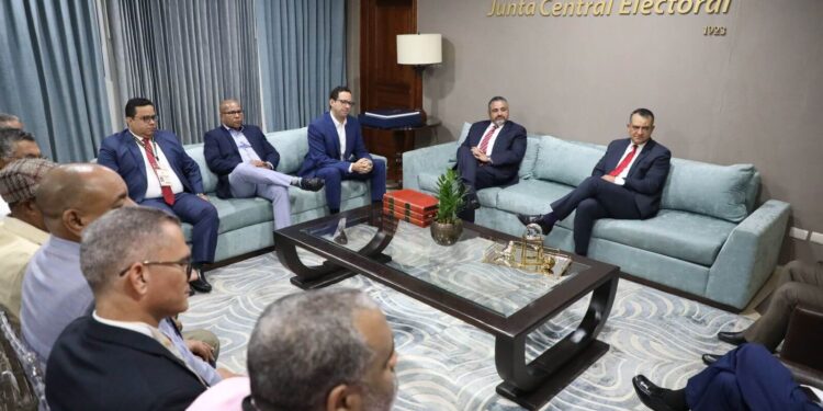 PRM y aliados expresan confianza trabajos JCE para las elecciones