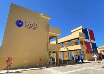 Presidente Abinader inaugura Centro UASD-Jarabacoa