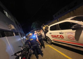 Autoridades dicen sacan cientos de miles de gramos de drogas diversas de las calles
