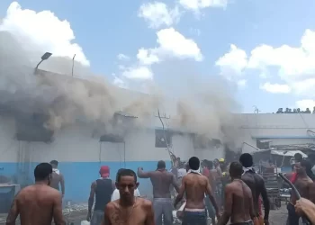 Mueren tres reos en cárcel La Victoria por incendio provocó cortocircuito
