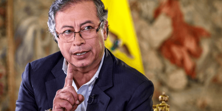 Colombia ordena la expulsión de diplomáticos de la Embajada argentina