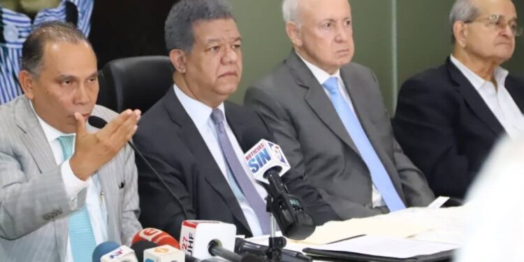 Radhamés Jiménez dice «Abinader será derrotado en segunda vuelva»