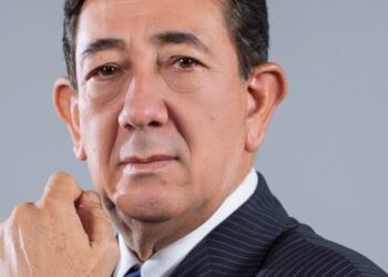 Un átomo de moral en un mercado persa