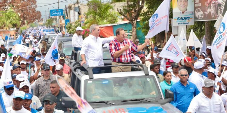 Abinader moviliza miles de perremeístas en Hato Mayor
