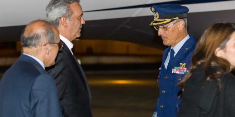 Abinader llega a Portugal; se rreunirá con su homólogo portugués, Marcelo Rebelo de Sousa
