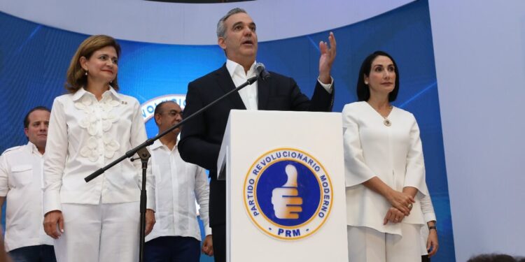 Elecciones│Luis Abinader: Asumo este voto de confianza y esperanza, no les fallaré