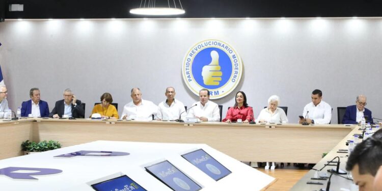 PRM se reúne con 100 observadores internacionales de la Copppal