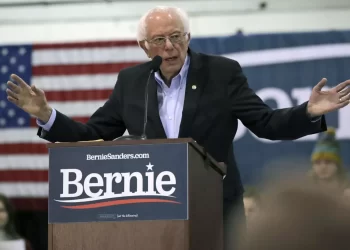 Bernie Sanders: «Netanyahu es un criminal de guerra»