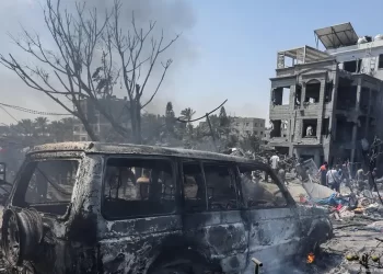 ¡Israel prosigue su matanza en Gaza! Al menos 90 personas mueren en ataque aéreo