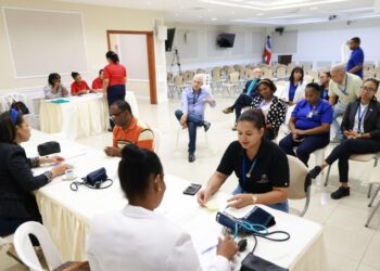 Jornada Salud Cardiovascular en el Senado beneficia a colaboradores