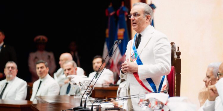 Presidente Abinader reitera profundizará libertades y justicia social en segundo período