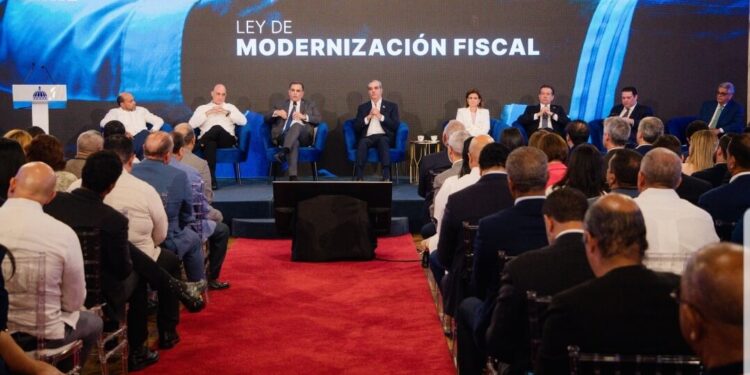 Gobierno presenta proyecto de ley de modernización fiscal