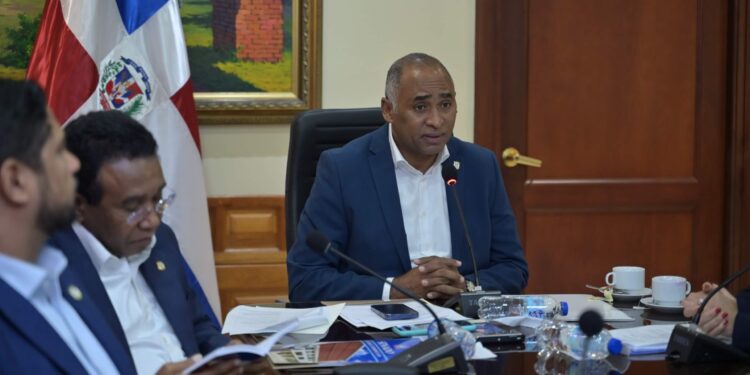 Asegura próxima semana se conocerán nuevos miembros JCE